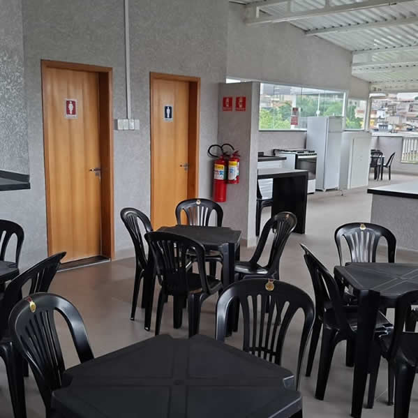 SALÃO PARA FESTAS, Capacidade para até 50 pessoas.